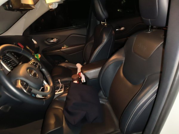 Jeep Cherokee 2016, 96300 км, за 5225 USD - фото 14