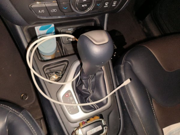 Jeep Cherokee 2016, 96300 км, за 5225 USD - фото 13