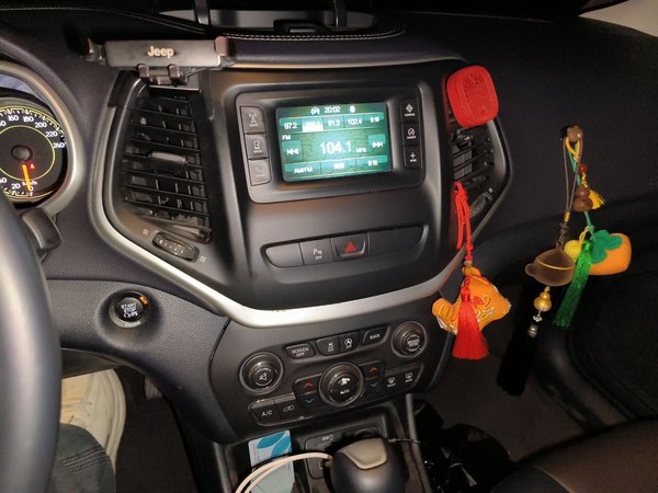 Jeep Cherokee 2016, 96300 км, за 5225 USD - фото 19