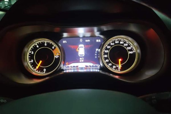 Jeep Cherokee 2017, 42200 км, за 5618 USD - фото 11