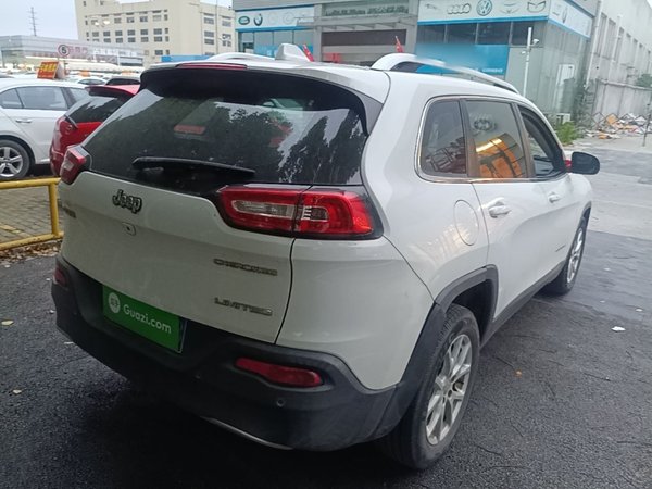 Jeep Cherokee 2017, 73400 км, за 7855 USD - фото 6