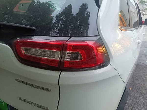 Jeep Cherokee 2017, 73400 км, за 7855 USD - фото 7