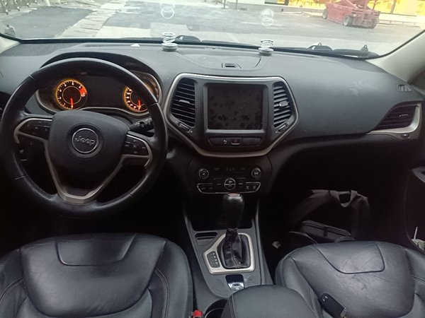 Jeep Cherokee 2017, 73400 км, за 7855 USD - фото 13