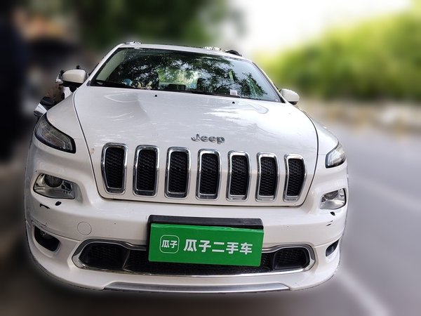 Jeep Cherokee 2017, 110200 км, за 7544 USD