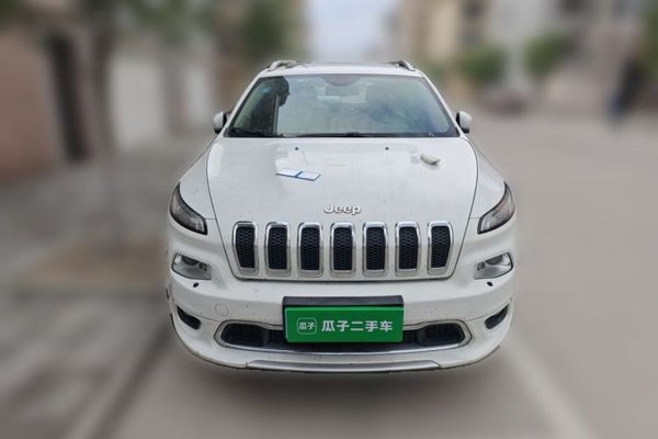 Jeep Cherokee 2017, 132000 км, за 7893 USD