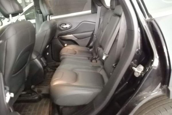 Jeep Cherokee 2019, 58400 км, за 10302 USD - фото 20