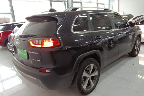 Jeep Cherokee 2019, 58400 км, за 10302 USD - фото 6