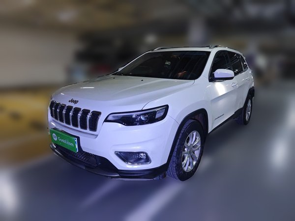 Jeep Cherokee · 2019 год