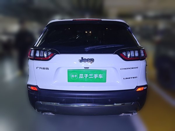 Jeep Cherokee 2019, 38200 км, за 10842 USD