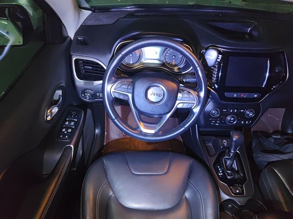 Jeep Cherokee 2019, 38200 км, за 10842 USD - фото 11