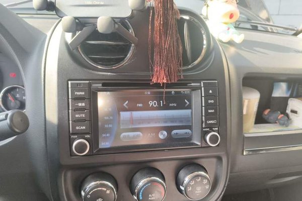 Jeep Compass 2010, 167500 км, за 2584 USD - фото 13
