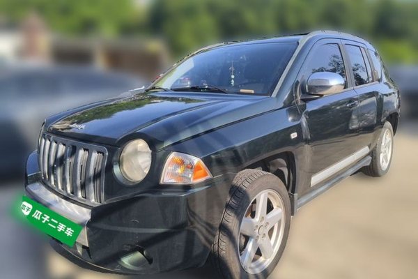 Jeep Compass · 2010 год