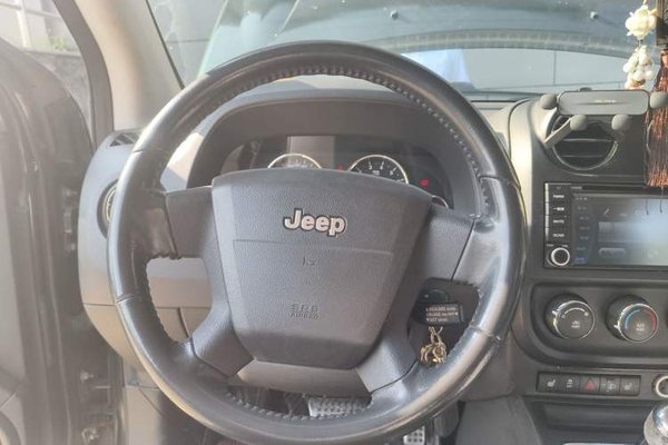 Jeep Compass 2010, 167500 км, за 2584 USD - фото 10