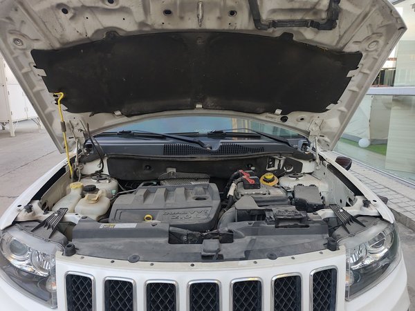 Jeep Compass 2014, 122000 км, за 6011 USD - фото 9