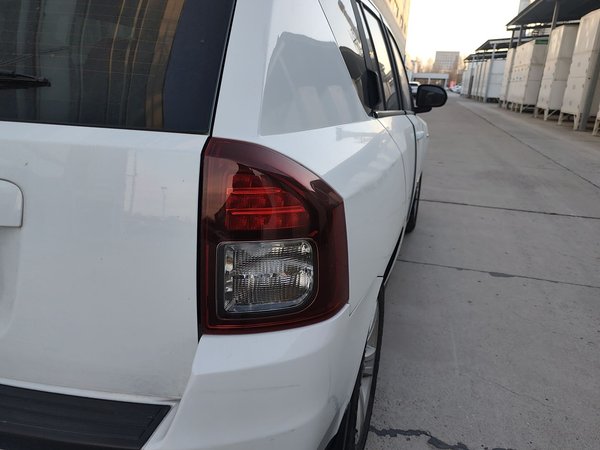 Jeep Compass 2014, 122000 км, за 6011 USD - фото 23