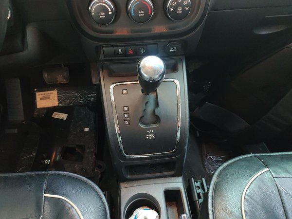 Jeep Compass 2014, 122000 км, за 6011 USD - фото 5
