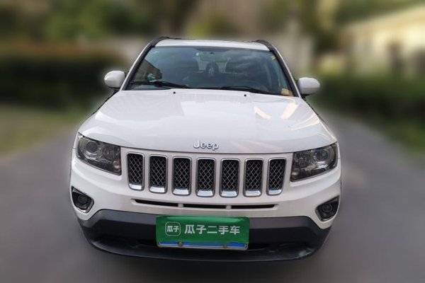 Jeep Compass 2014, 58300 км, за 6447 USD