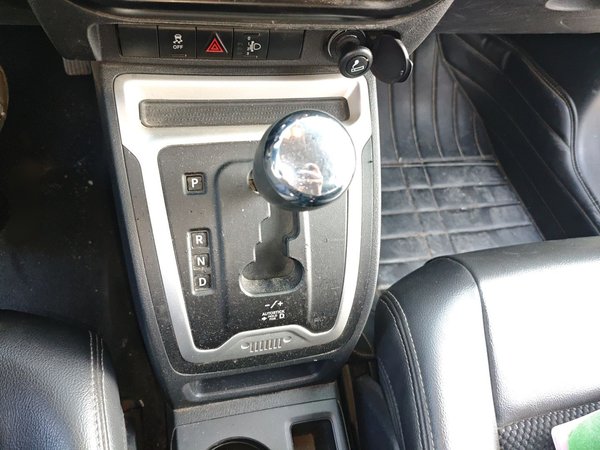 Jeep Compass 2014, 93200 км, за 5481 USD - фото 13