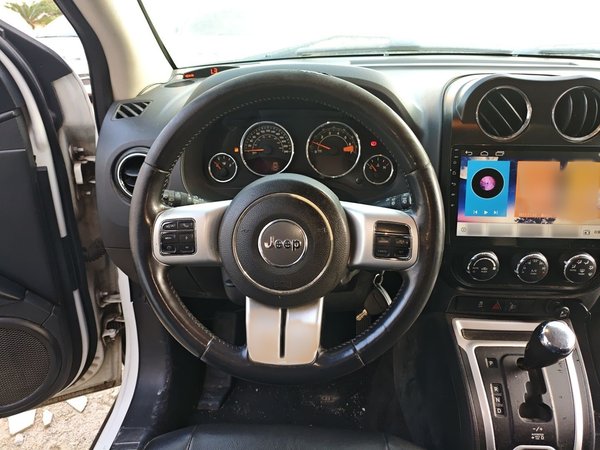 Jeep Compass 2014, 93200 км, за 5481 USD - фото 9