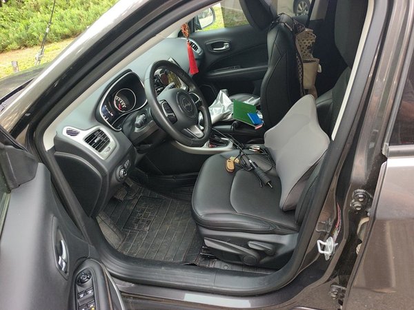 Jeep Compass 2017, 19400 км, за 5785 USD - фото 16