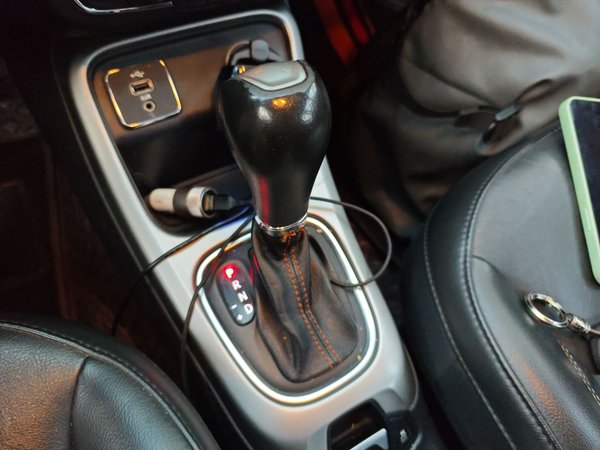 Jeep Compass 2017, 91600 км, за 5554 USD - фото 10