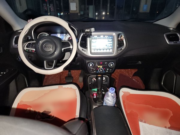 Jeep Compass 2017, 127700 км, за 6389 USD - фото 16