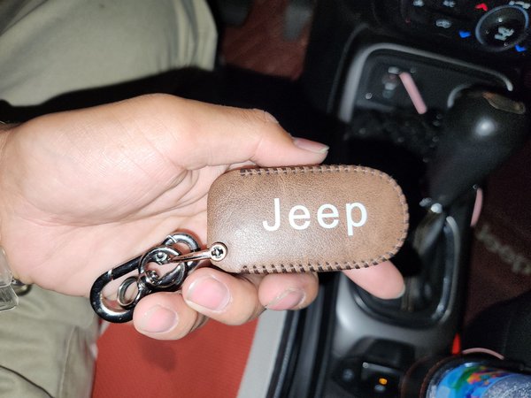 Jeep Compass 2017, 127700 км, за 6389 USD - фото 11