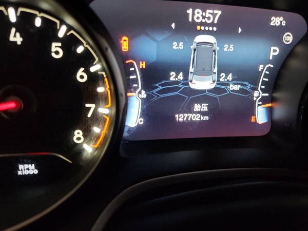 Jeep Compass 2017, 127700 км, за 6389 USD - фото 17