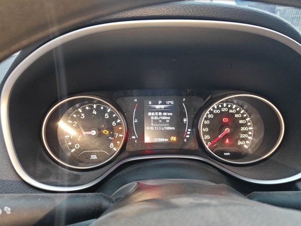 Jeep Compass 2017, 107800 км, за 4897 USD - фото 12
