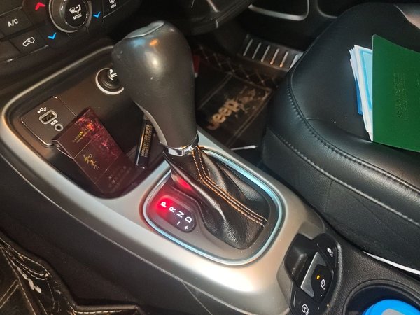 Jeep Compass 2017, 114500 км, за 6326 USD - фото 15
