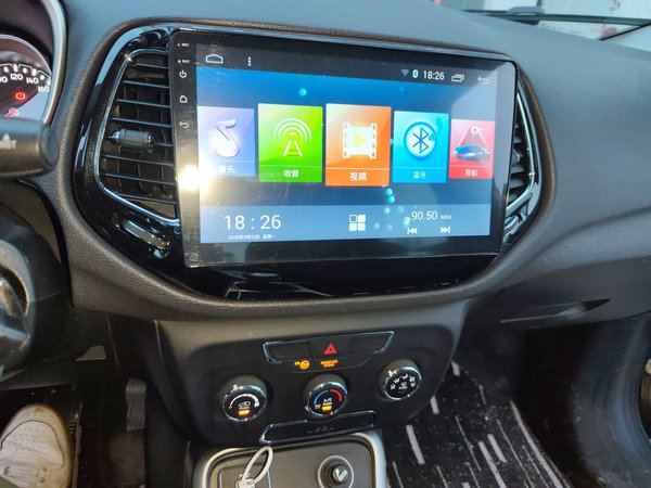 Jeep Compass 2017, 139100 км, за 5792 USD - фото 10