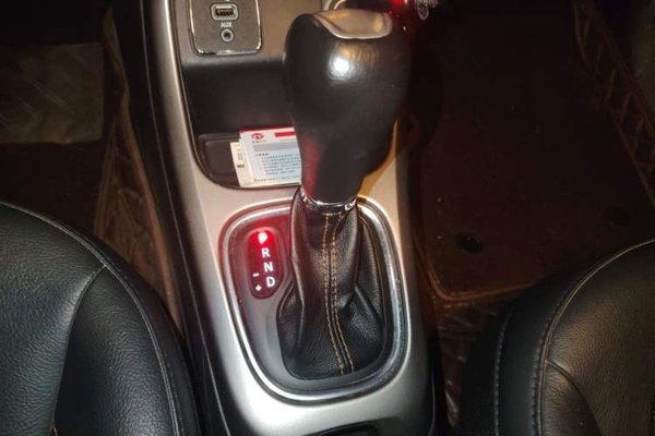 Jeep Compass 2017, 38300 км, за 5793 USD - фото 15