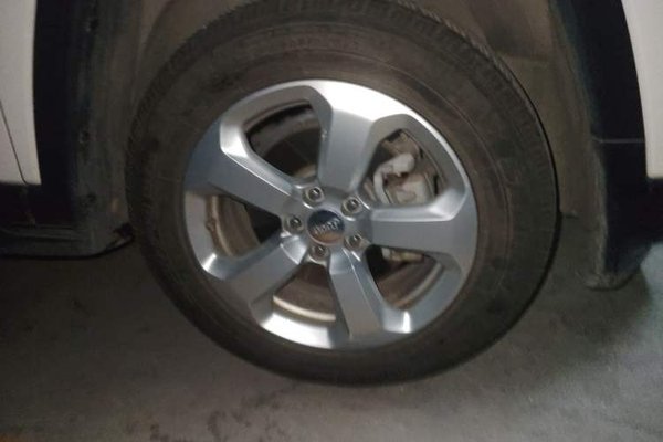 Jeep Compass 2017, 38300 км, за 5793 USD - фото 8