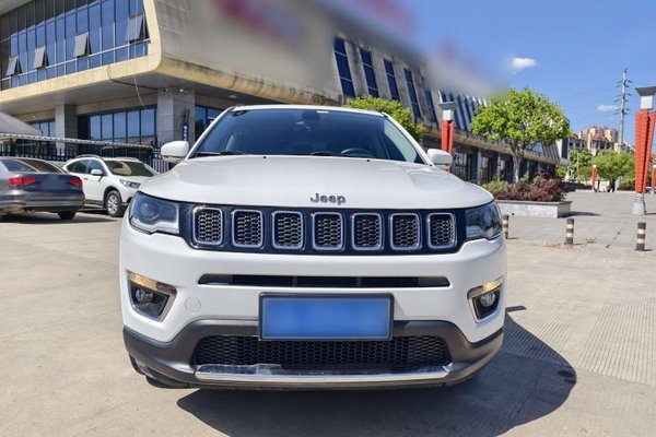 Jeep Compass 2017, 78400 км, за 7317 USD