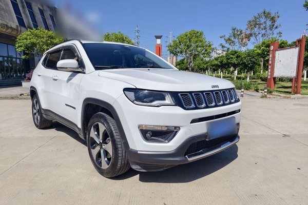 Jeep Compass 2017, 78400 км, за 7317 USD