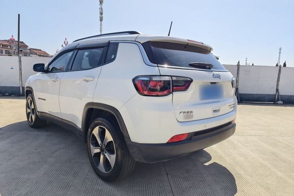 Jeep Compass 2017, 78400 км, за 7317 USD