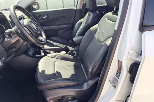 Jeep Compass 2017, 78400 км, за 7317 USD - фото 11