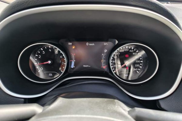 Jeep Compass 2017, 78400 км, за 7317 USD - фото 7