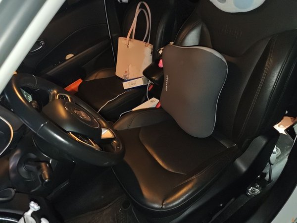 Jeep Compass 2017, 89300 км, за 7606 USD - фото 16