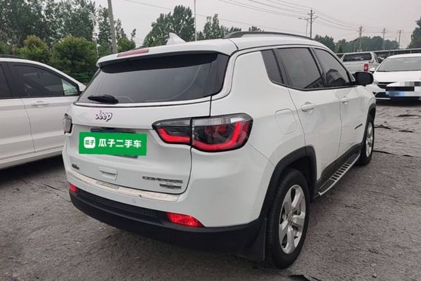 Jeep Compass 2017, 89800 км, за 6602 USD - фото 6