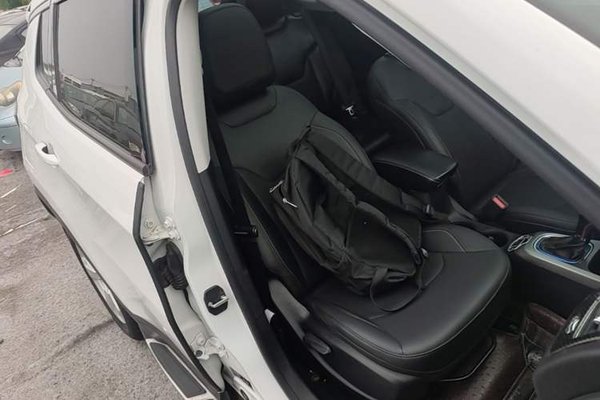 Jeep Compass 2017, 89800 км, за 6602 USD - фото 23