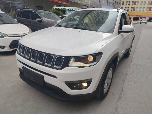 Compass 2017 200T Automatic Family Edition