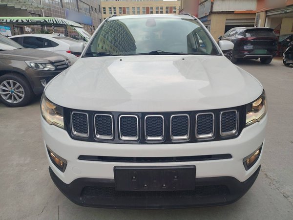 Compass 2017 200T Automatic Family Edition, 2017 года