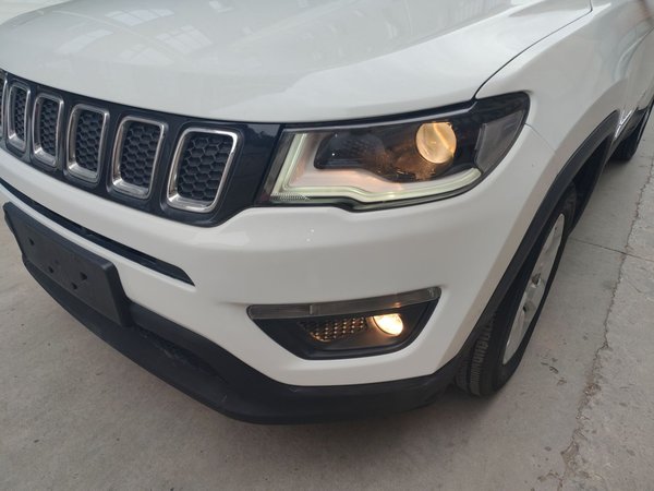 Jeep Compass 2017, 98100 км, за 7028 USD - фото 23
