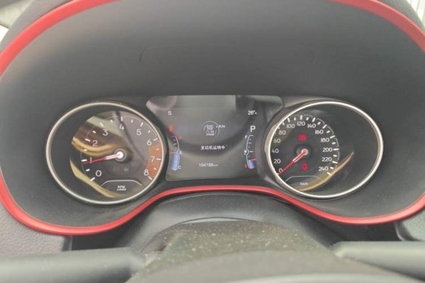 Jeep Compass 2017, 104100 км, за 7967 USD - фото 8