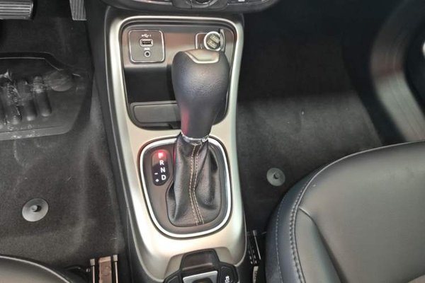 Jeep Compass 2019, 69800 км, за 8249 USD - фото 16