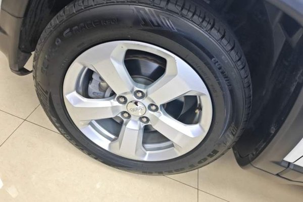Jeep Compass 2019, 69800 км, за 8249 USD - фото 10