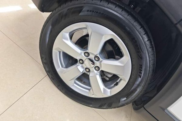 Jeep Compass 2019, 69800 км, за 8249 USD - фото 11