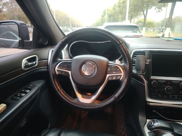 Jeep Grand Cherokee 2015, 121199 км, за 15169 USD - фото 9