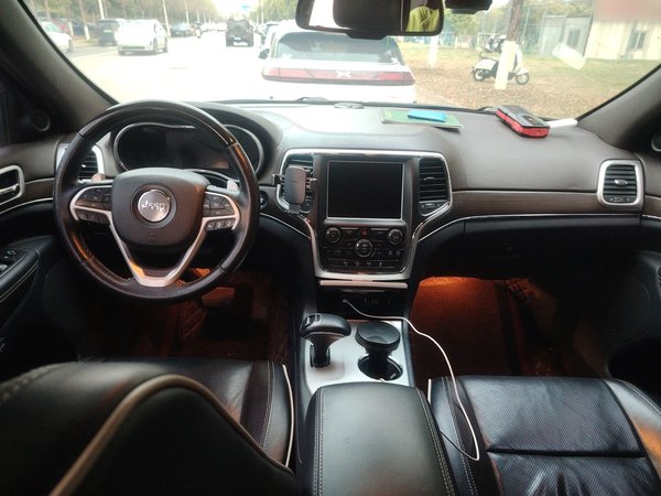 Jeep Grand Cherokee 2015, 121199 км, за 15169 USD - фото 11